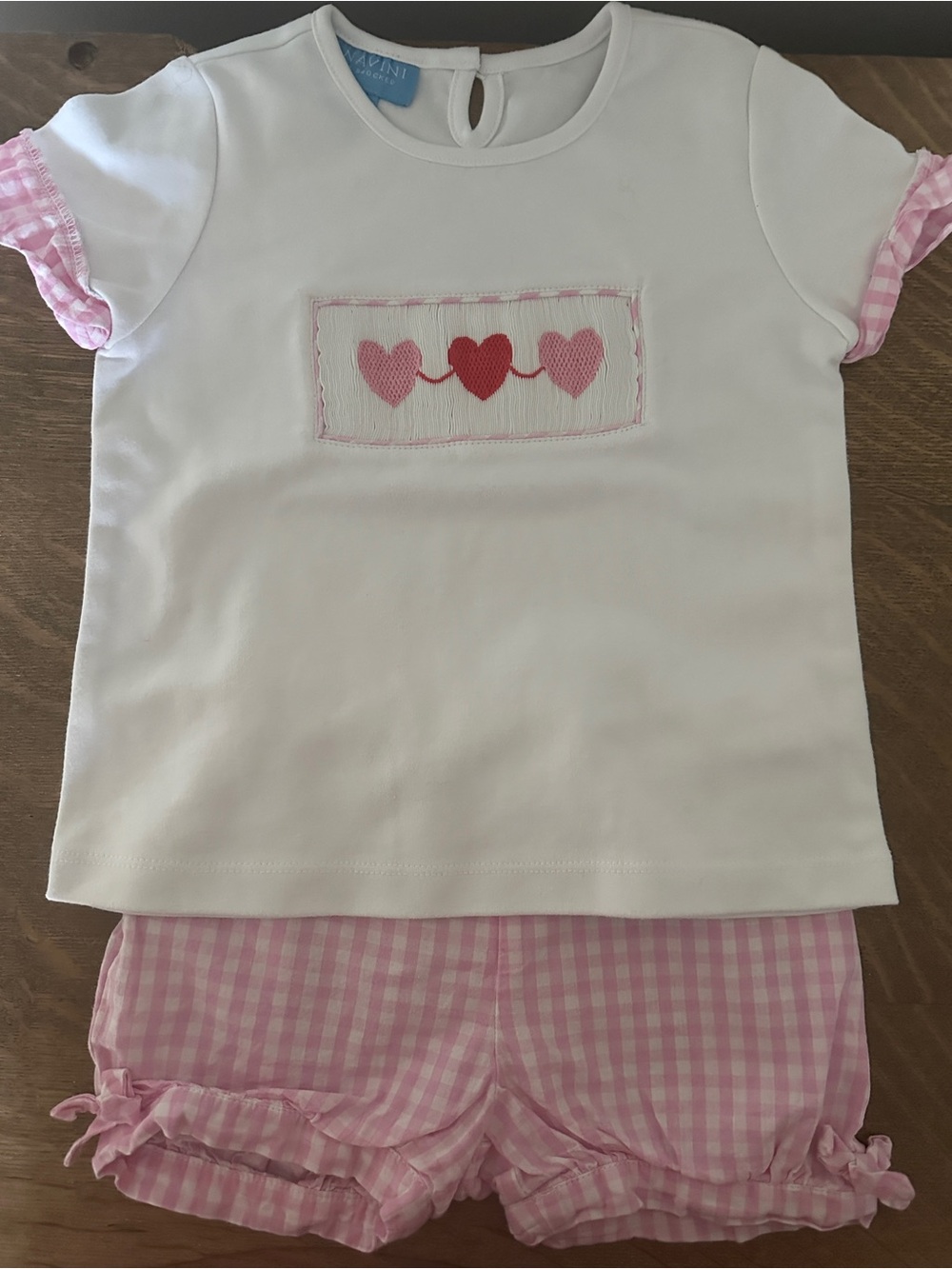 Anavini White and Pink Heart Smocked Set